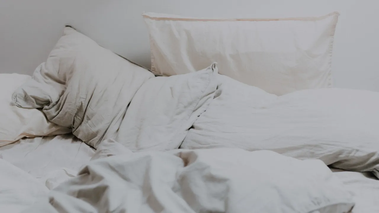 كيف تعمل المراتب و الوسائد ذكية المساعدة على النوم ؟
